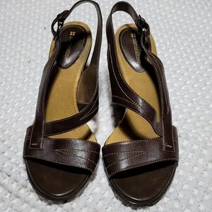 Naturalizer* 3 1/2" Wedge Sandal* Brown* Size 8